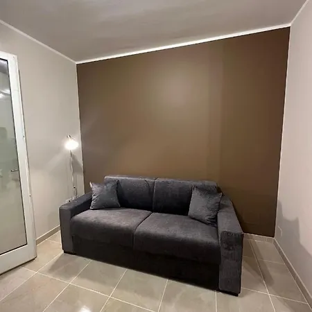 Desenzanino Twelve Appartement *