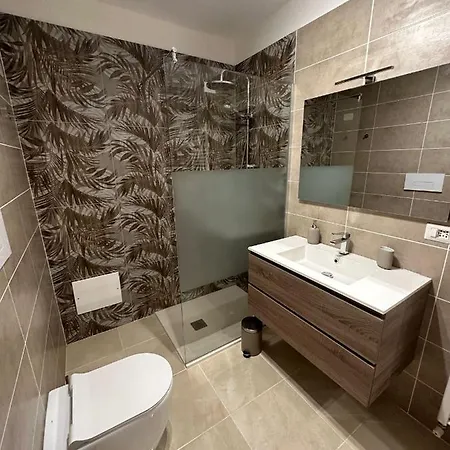 Desenzanino Twelve Appartement *